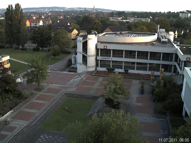 Foto der Webcam: Verwaltungsgeb&auml;ude, Innenhof mit Audimax, H&ouml;rsaal-Geb&auml;ude 1
