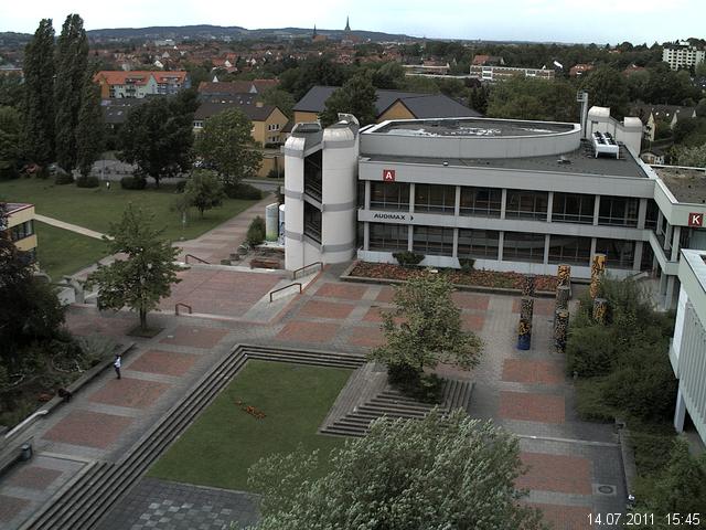 Foto der Webcam: Verwaltungsgeb&auml;ude, Innenhof mit Audimax, H&ouml;rsaal-Geb&auml;ude 1