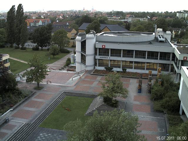 Foto der Webcam: Verwaltungsgeb&auml;ude, Innenhof mit Audimax, H&ouml;rsaal-Geb&auml;ude 1