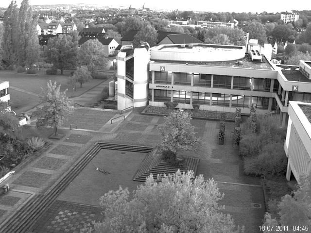 Foto der Webcam: Verwaltungsgeb&auml;ude, Innenhof mit Audimax, H&ouml;rsaal-Geb&auml;ude 1