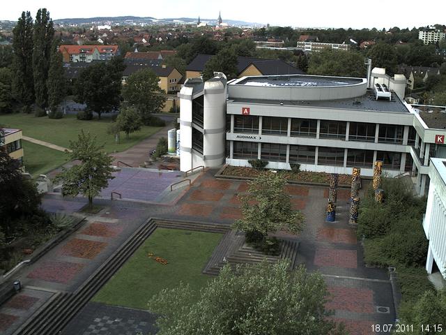 Foto der Webcam: Verwaltungsgeb&auml;ude, Innenhof mit Audimax, H&ouml;rsaal-Geb&auml;ude 1