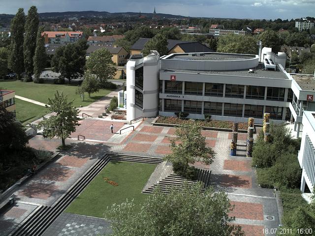 Foto der Webcam: Verwaltungsgeb&auml;ude, Innenhof mit Audimax, H&ouml;rsaal-Geb&auml;ude 1
