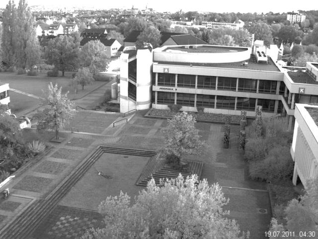 Foto der Webcam: Verwaltungsgeb&auml;ude, Innenhof mit Audimax, H&ouml;rsaal-Geb&auml;ude 1