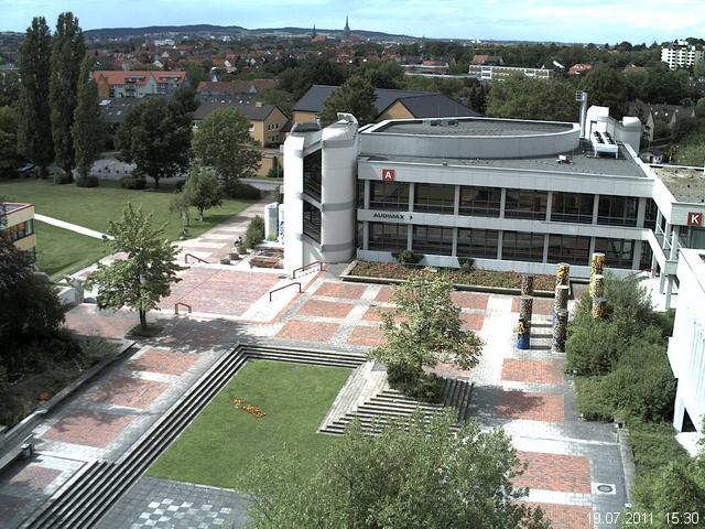 Foto der Webcam: Verwaltungsgeb&auml;ude, Innenhof mit Audimax, H&ouml;rsaal-Geb&auml;ude 1