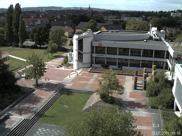 Foto der Webcam: Verwaltungsgeb&auml;ude, Innenhof mit Audimax, H&ouml;rsaal-Geb&auml;ude 1