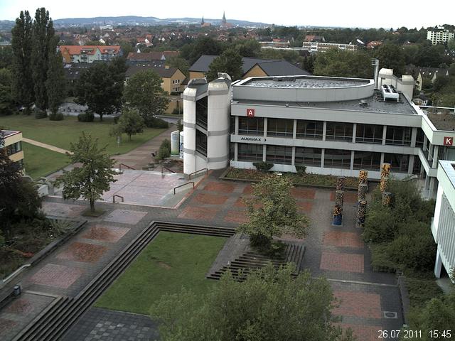 Foto der Webcam: Verwaltungsgeb&auml;ude, Innenhof mit Audimax, H&ouml;rsaal-Geb&auml;ude 1