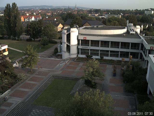 Foto der Webcam: Verwaltungsgeb&auml;ude, Innenhof mit Audimax, H&ouml;rsaal-Geb&auml;ude 1