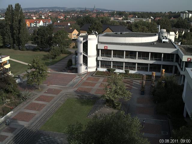Foto der Webcam: Verwaltungsgeb&auml;ude, Innenhof mit Audimax, H&ouml;rsaal-Geb&auml;ude 1