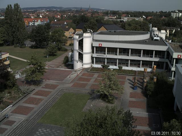 Foto der Webcam: Verwaltungsgeb&auml;ude, Innenhof mit Audimax, H&ouml;rsaal-Geb&auml;ude 1
