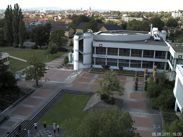 Foto der Webcam: Verwaltungsgeb&auml;ude, Innenhof mit Audimax, H&ouml;rsaal-Geb&auml;ude 1