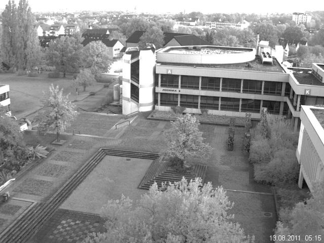 Foto der Webcam: Verwaltungsgeb&auml;ude, Innenhof mit Audimax, H&ouml;rsaal-Geb&auml;ude 1