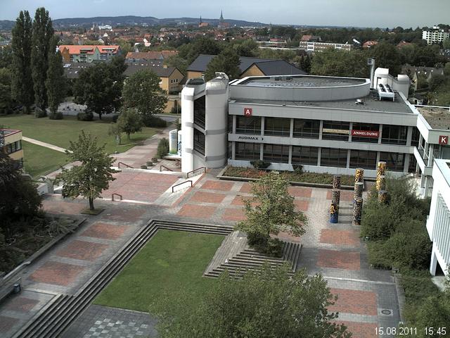 Foto der Webcam: Verwaltungsgeb&auml;ude, Innenhof mit Audimax, H&ouml;rsaal-Geb&auml;ude 1