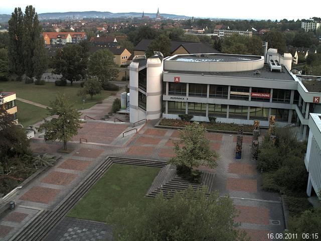 Foto der Webcam: Verwaltungsgeb&auml;ude, Innenhof mit Audimax, H&ouml;rsaal-Geb&auml;ude 1
