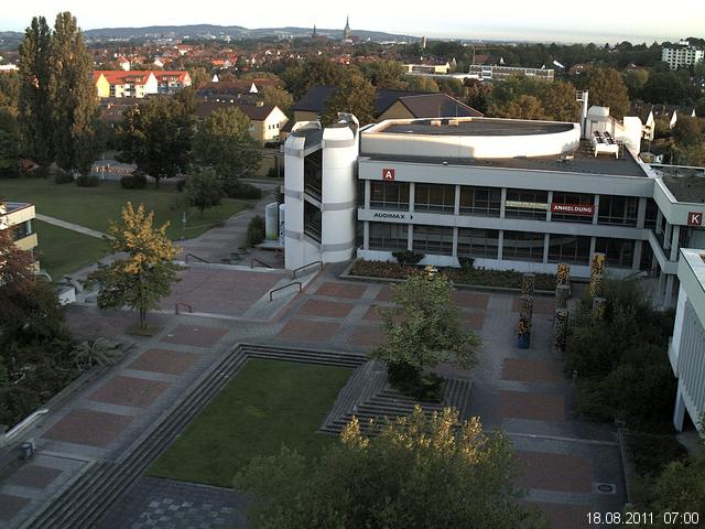 Foto der Webcam: Verwaltungsgeb&auml;ude, Innenhof mit Audimax, H&ouml;rsaal-Geb&auml;ude 1