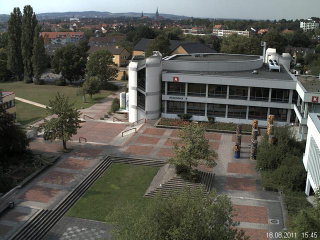 Foto der Webcam: Verwaltungsgeb&auml;ude, Innenhof mit Audimax, H&ouml;rsaal-Geb&auml;ude 1
