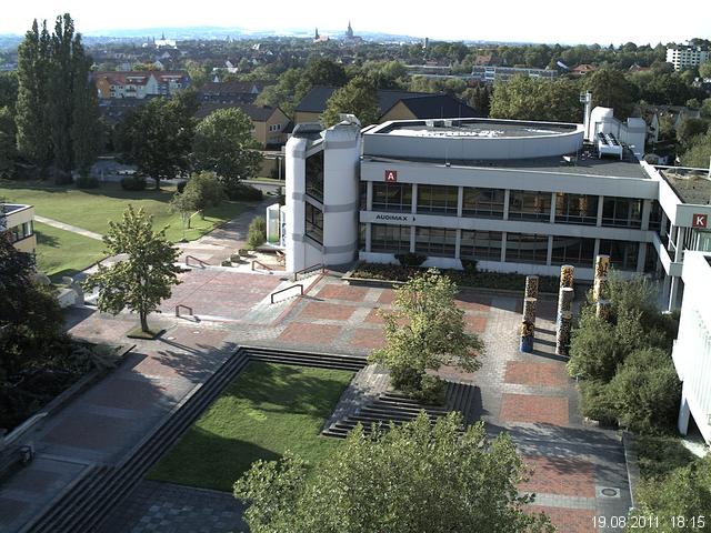 Foto der Webcam: Verwaltungsgeb&auml;ude, Innenhof mit Audimax, H&ouml;rsaal-Geb&auml;ude 1