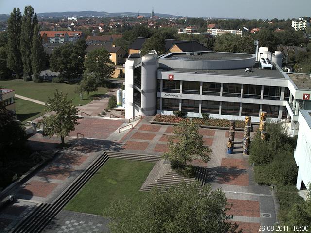 Foto der Webcam: Verwaltungsgeb&auml;ude, Innenhof mit Audimax, H&ouml;rsaal-Geb&auml;ude 1