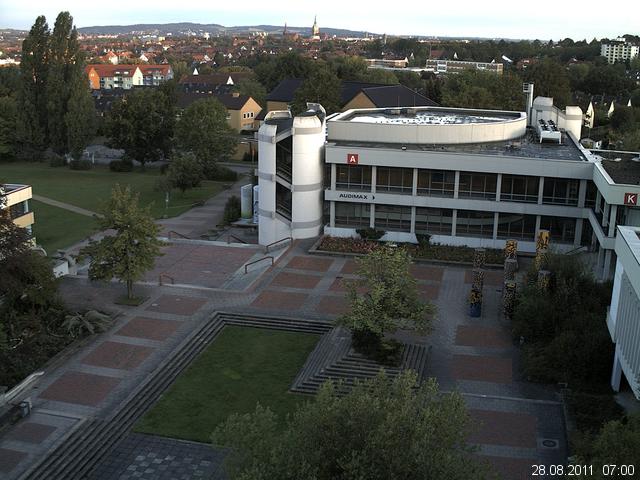 Foto der Webcam: Verwaltungsgeb&auml;ude, Innenhof mit Audimax, H&ouml;rsaal-Geb&auml;ude 1