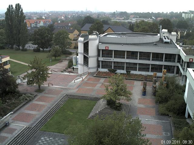 Foto der Webcam: Verwaltungsgeb&auml;ude, Innenhof mit Audimax, H&ouml;rsaal-Geb&auml;ude 1