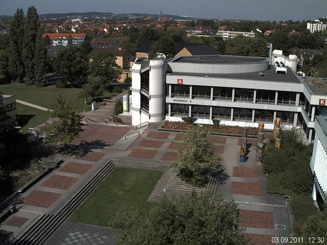 Foto der Webcam: Verwaltungsgeb&auml;ude, Innenhof mit Audimax, H&ouml;rsaal-Geb&auml;ude 1