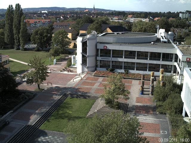 Foto der Webcam: Verwaltungsgeb&auml;ude, Innenhof mit Audimax, H&ouml;rsaal-Geb&auml;ude 1