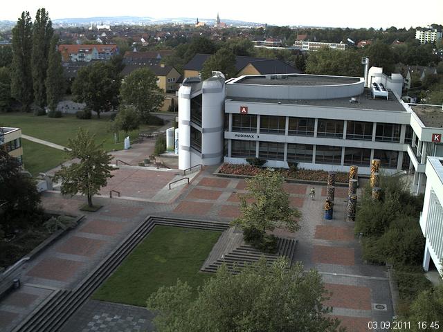 Foto der Webcam: Verwaltungsgeb&auml;ude, Innenhof mit Audimax, H&ouml;rsaal-Geb&auml;ude 1