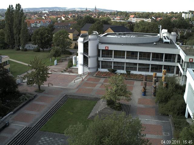Foto der Webcam: Verwaltungsgeb&auml;ude, Innenhof mit Audimax, H&ouml;rsaal-Geb&auml;ude 1