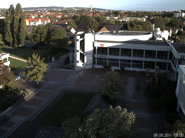 Foto der Webcam: Verwaltungsgeb&auml;ude, Innenhof mit Audimax, H&ouml;rsaal-Geb&auml;ude 1