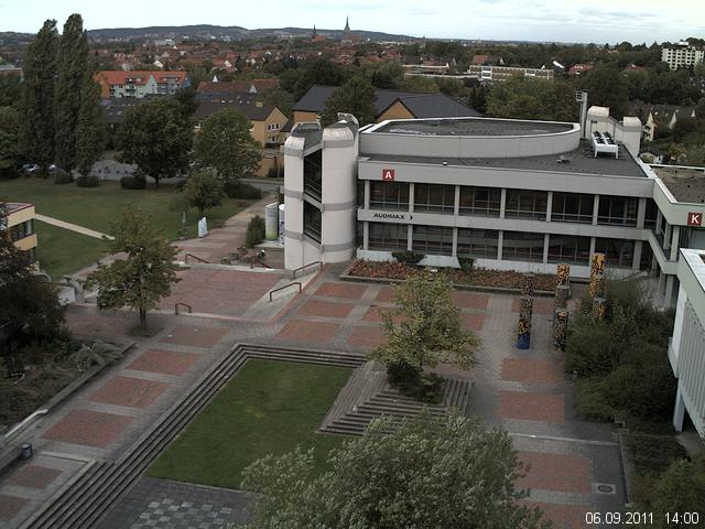 Foto der Webcam: Verwaltungsgeb&auml;ude, Innenhof mit Audimax, H&ouml;rsaal-Geb&auml;ude 1
