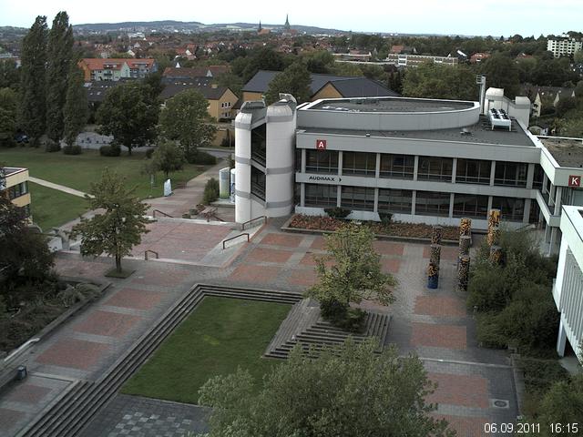 Foto der Webcam: Verwaltungsgeb&auml;ude, Innenhof mit Audimax, H&ouml;rsaal-Geb&auml;ude 1