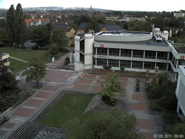 Foto der Webcam: Verwaltungsgeb&auml;ude, Innenhof mit Audimax, H&ouml;rsaal-Geb&auml;ude 1