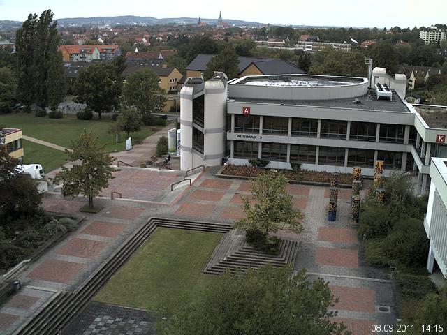 Foto der Webcam: Verwaltungsgeb&auml;ude, Innenhof mit Audimax, H&ouml;rsaal-Geb&auml;ude 1