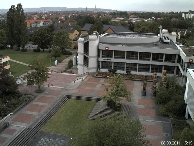Foto der Webcam: Verwaltungsgeb&auml;ude, Innenhof mit Audimax, H&ouml;rsaal-Geb&auml;ude 1