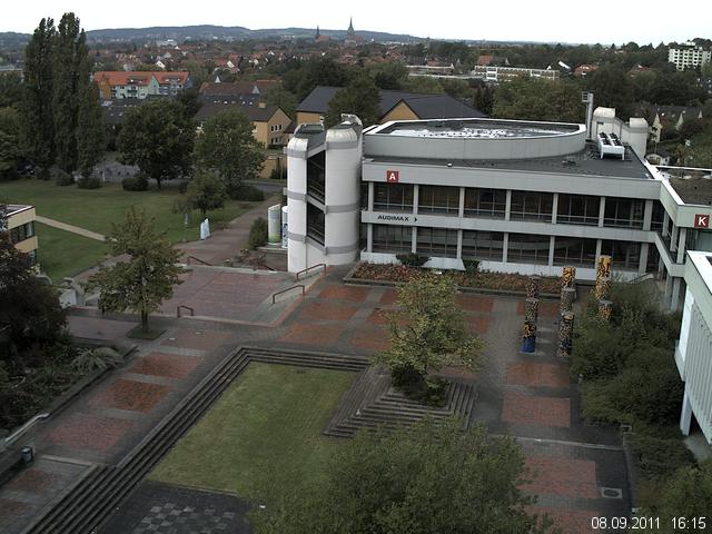 Foto der Webcam: Verwaltungsgeb&auml;ude, Innenhof mit Audimax, H&ouml;rsaal-Geb&auml;ude 1