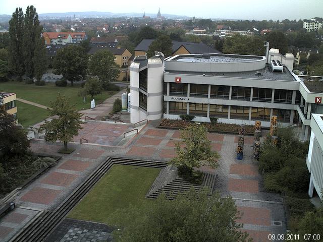 Foto der Webcam: Verwaltungsgeb&auml;ude, Innenhof mit Audimax, H&ouml;rsaal-Geb&auml;ude 1