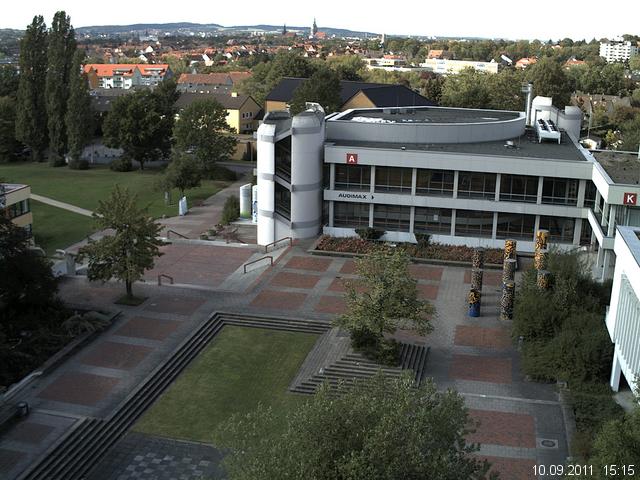 Foto der Webcam: Verwaltungsgeb&auml;ude, Innenhof mit Audimax, H&ouml;rsaal-Geb&auml;ude 1