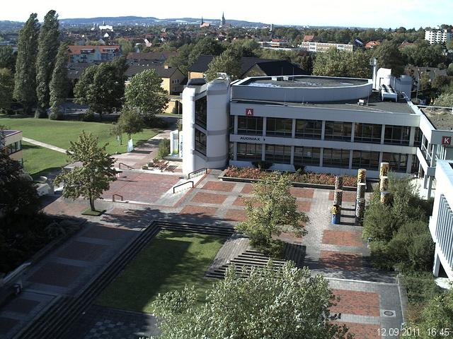 Foto der Webcam: Verwaltungsgeb&auml;ude, Innenhof mit Audimax, H&ouml;rsaal-Geb&auml;ude 1