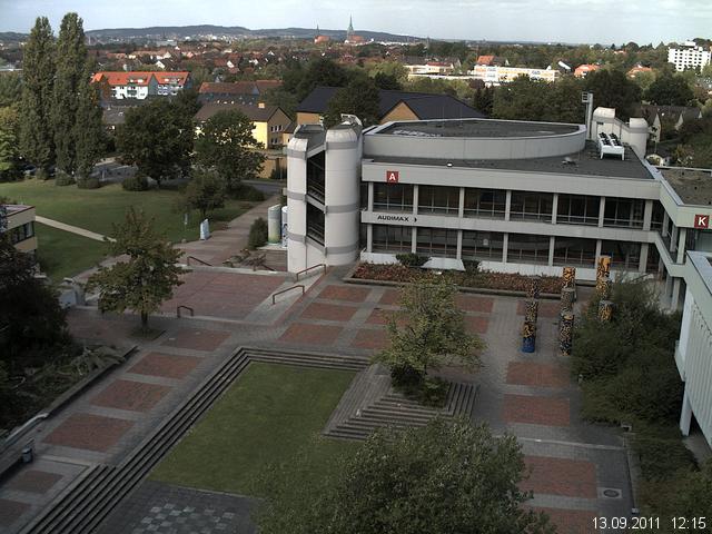 Foto der Webcam: Verwaltungsgeb&auml;ude, Innenhof mit Audimax, H&ouml;rsaal-Geb&auml;ude 1