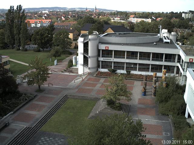 Foto der Webcam: Verwaltungsgeb&auml;ude, Innenhof mit Audimax, H&ouml;rsaal-Geb&auml;ude 1
