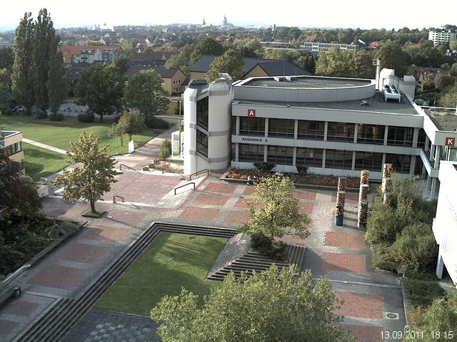 Foto der Webcam: Verwaltungsgeb&auml;ude, Innenhof mit Audimax, H&ouml;rsaal-Geb&auml;ude 1