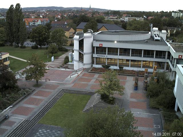 Foto der Webcam: Verwaltungsgeb&auml;ude, Innenhof mit Audimax, H&ouml;rsaal-Geb&auml;ude 1