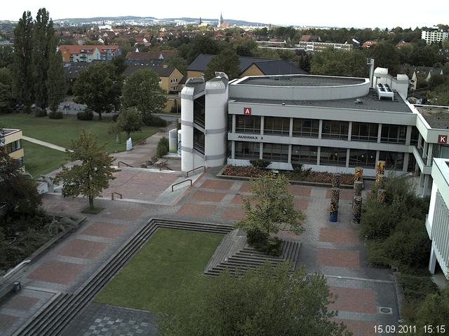 Foto der Webcam: Verwaltungsgeb&auml;ude, Innenhof mit Audimax, H&ouml;rsaal-Geb&auml;ude 1