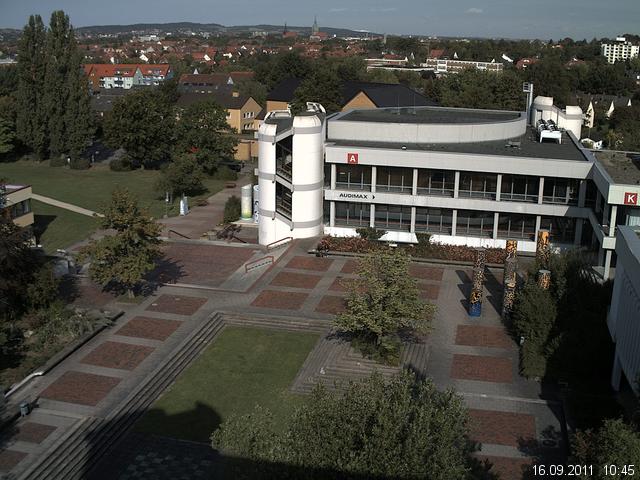 Foto der Webcam: Verwaltungsgeb&auml;ude, Innenhof mit Audimax, H&ouml;rsaal-Geb&auml;ude 1