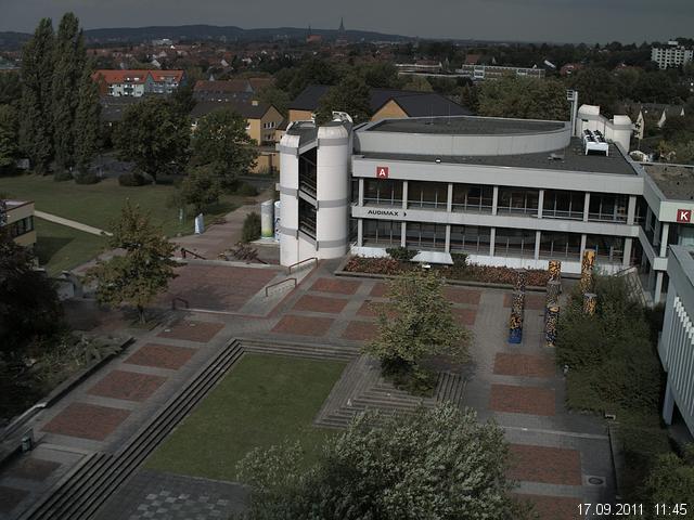 Foto der Webcam: Verwaltungsgeb&auml;ude, Innenhof mit Audimax, H&ouml;rsaal-Geb&auml;ude 1