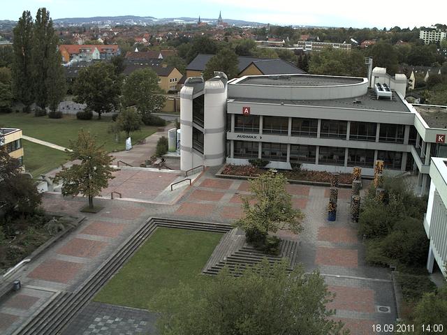 Foto der Webcam: Verwaltungsgeb&auml;ude, Innenhof mit Audimax, H&ouml;rsaal-Geb&auml;ude 1