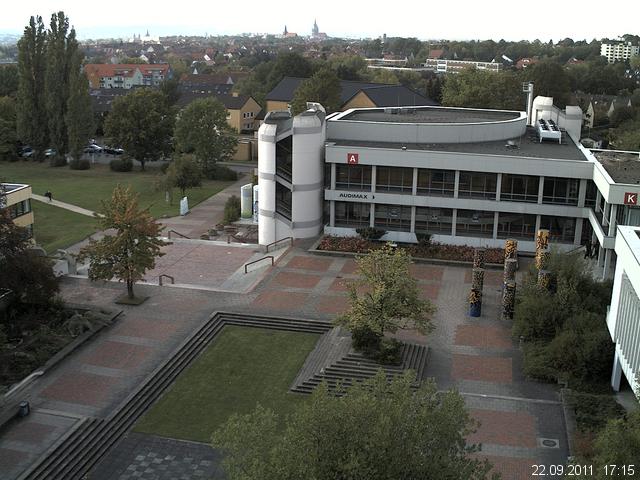 Foto der Webcam: Verwaltungsgeb&auml;ude, Innenhof mit Audimax, H&ouml;rsaal-Geb&auml;ude 1