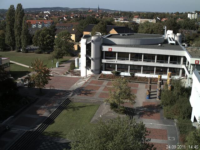 Foto der Webcam: Verwaltungsgeb&auml;ude, Innenhof mit Audimax, H&ouml;rsaal-Geb&auml;ude 1