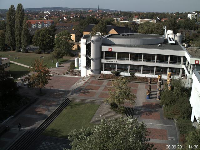 Foto der Webcam: Verwaltungsgeb&auml;ude, Innenhof mit Audimax, H&ouml;rsaal-Geb&auml;ude 1