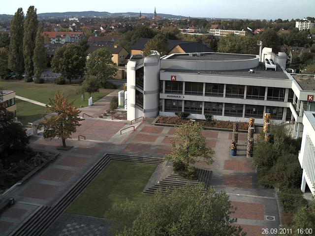 Foto der Webcam: Verwaltungsgeb&auml;ude, Innenhof mit Audimax, H&ouml;rsaal-Geb&auml;ude 1