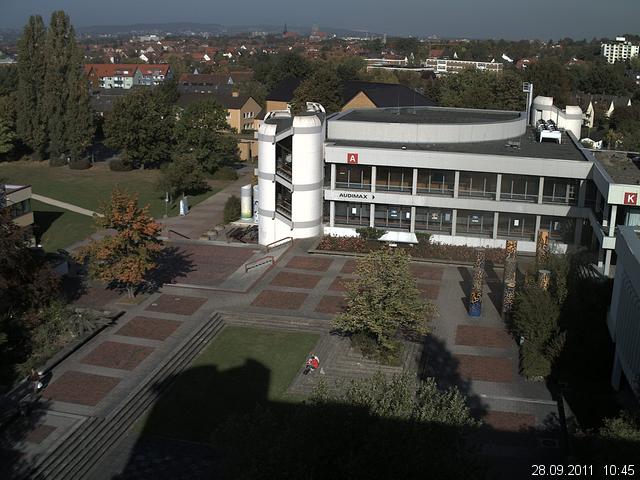 Foto der Webcam: Verwaltungsgeb&auml;ude, Innenhof mit Audimax, H&ouml;rsaal-Geb&auml;ude 1
